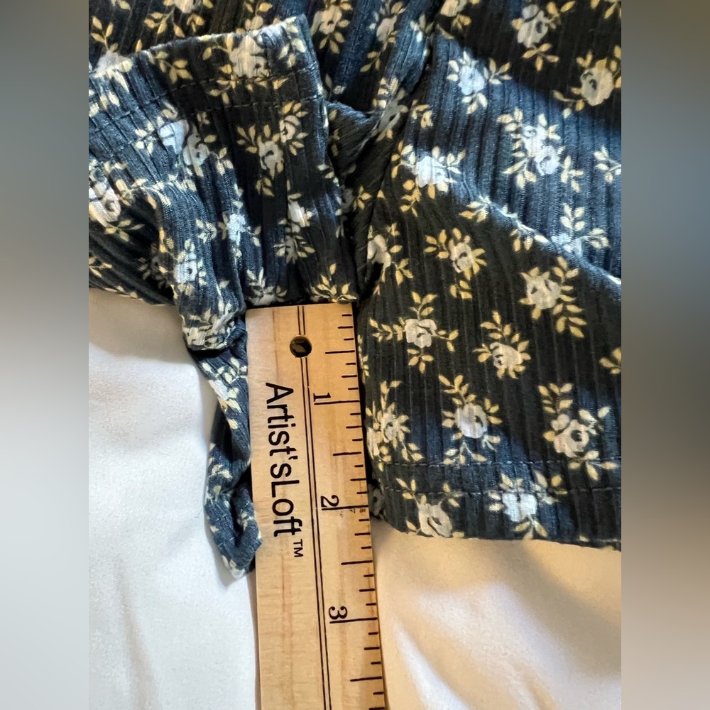 Laura Ashley floral cottagecore Soft Short Sleeve Top/Shorts Pajama Set Sz: L - Picture 14 of 16